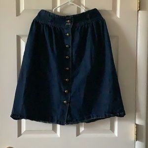 Women’s large denim skirt.